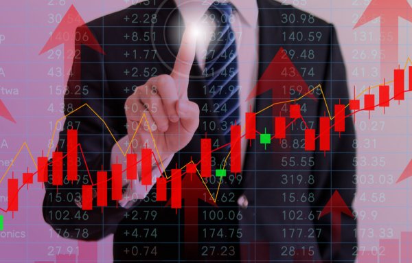 中线炒股 股票发行实施注册制 ,防止“劣币驱逐良币”